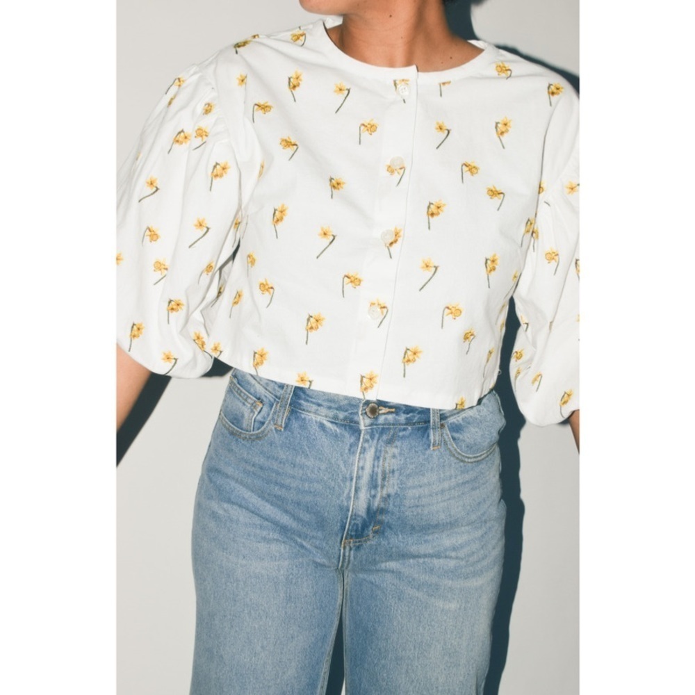 Meadows Bouquet Shirt - Picture 11 of 13